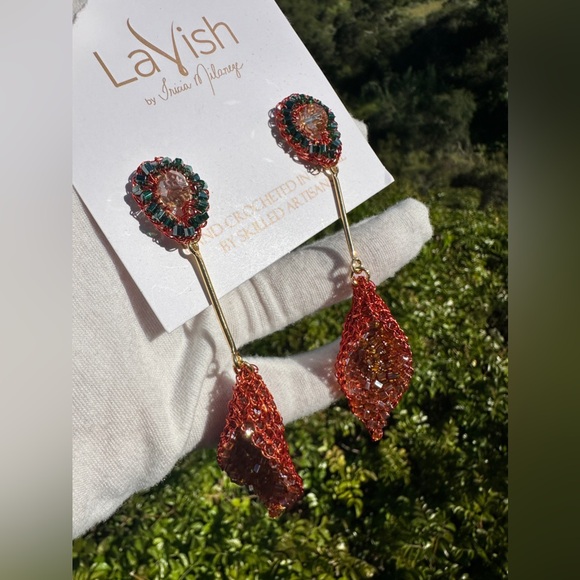 Lavish by Tricia Milaneze Tulip handmade crochet earrings - Picture 6 of 9